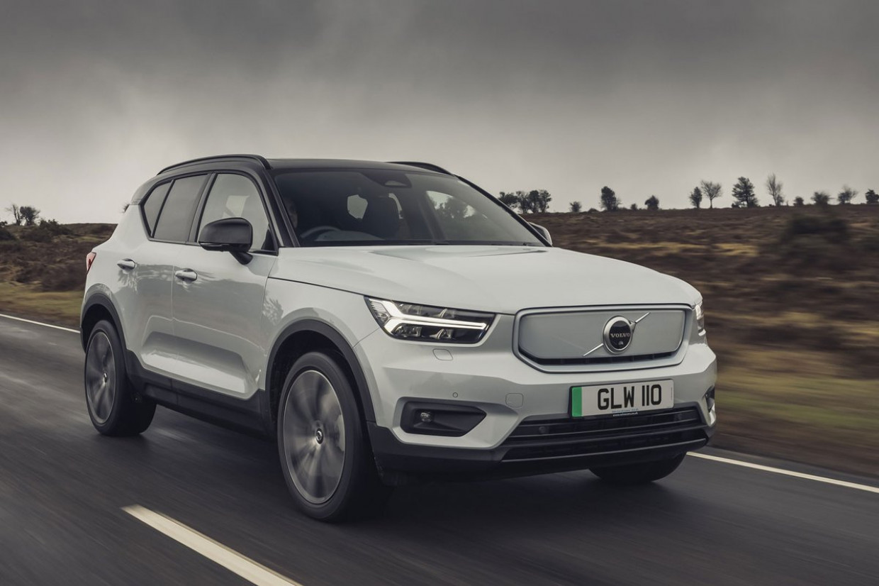 Volvo xc40 outlet recharge review