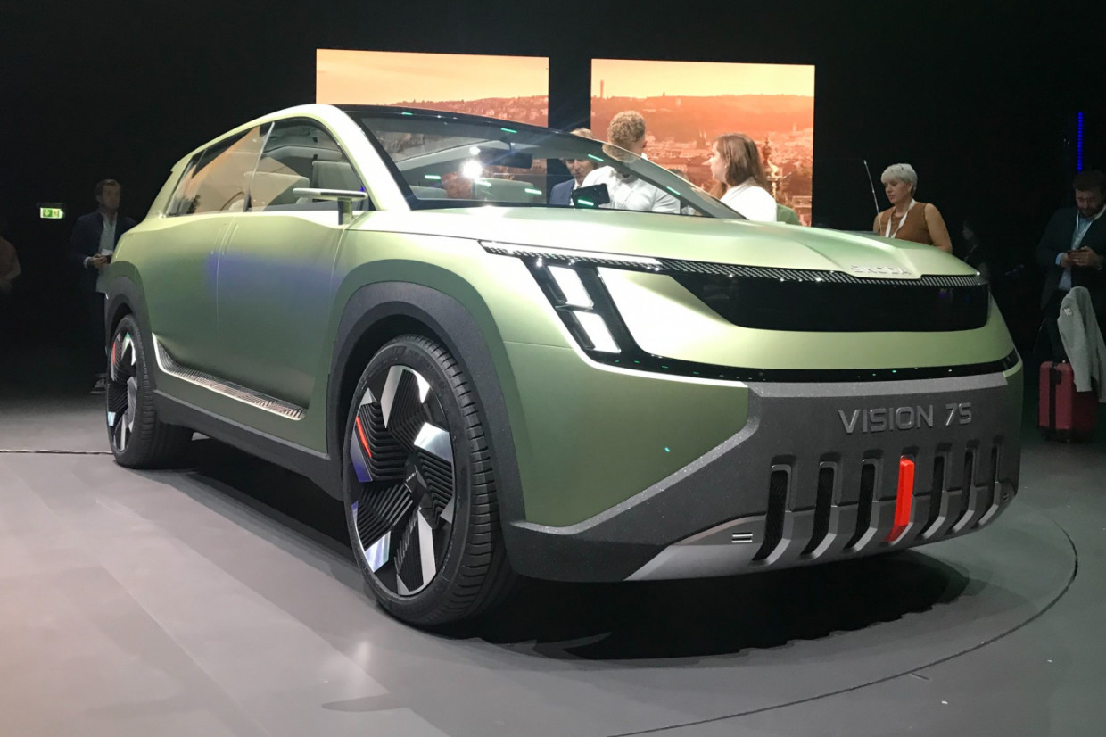 Skoda Vision 7S concept car unveiled: the Czechs' new face