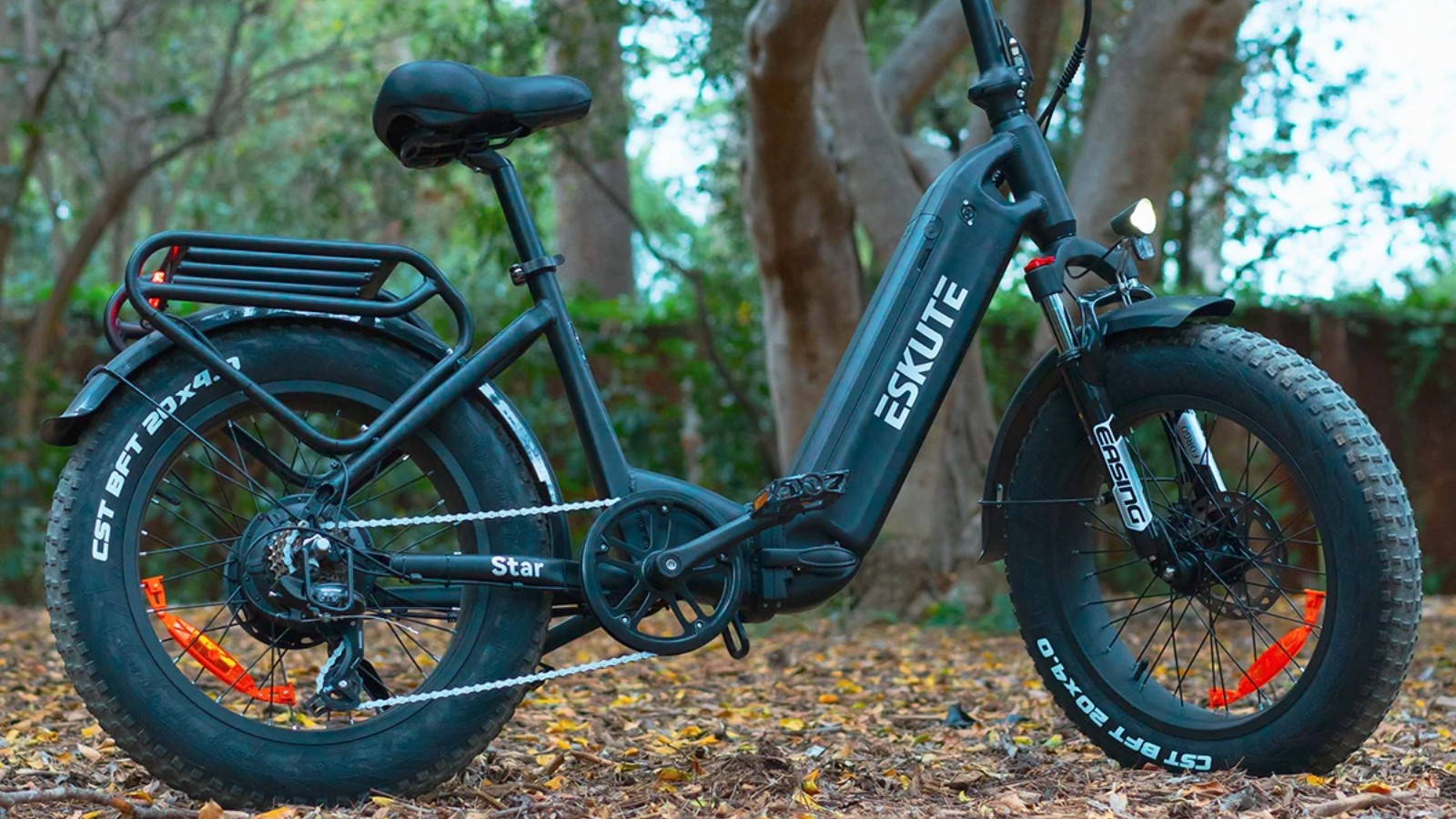 ESKUTE Polluno Electric Bike 28”Electric City Bicycle Range 65
