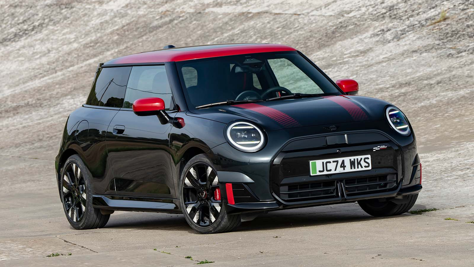 Mini Cooper and Aceman JCW EV