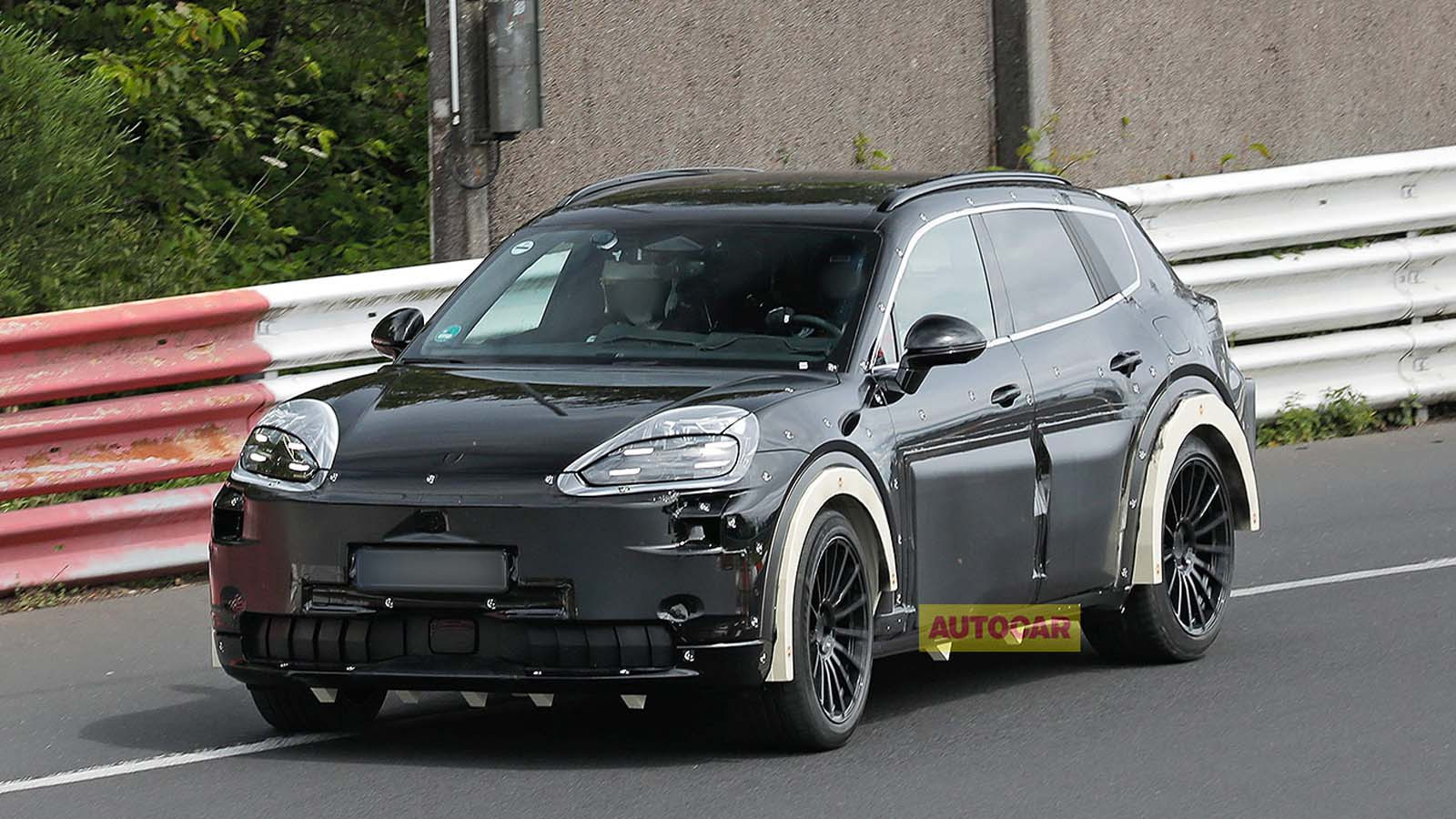 Porsche Cayenne EV