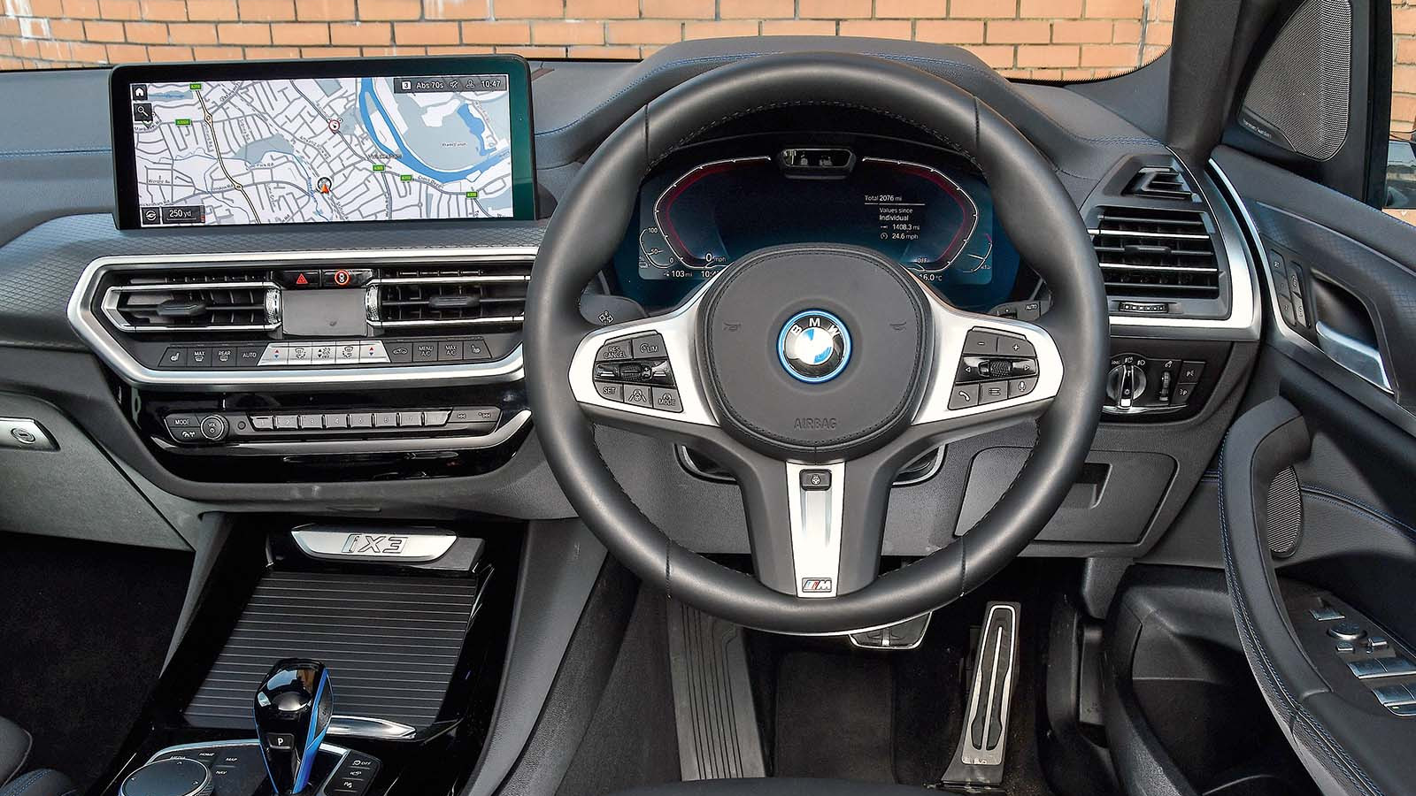 BMW iX3