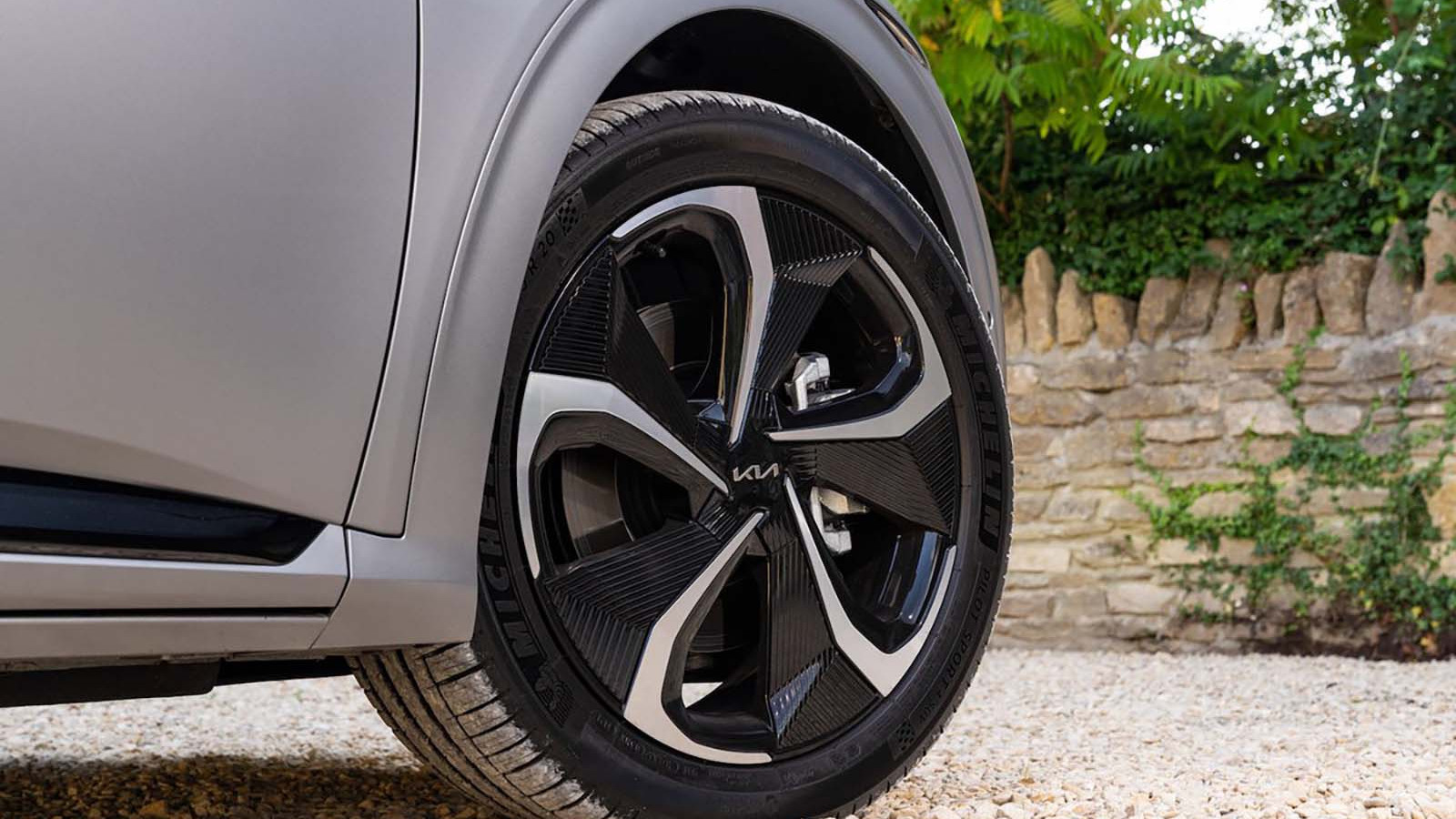 Kia EV6 alloy wheel